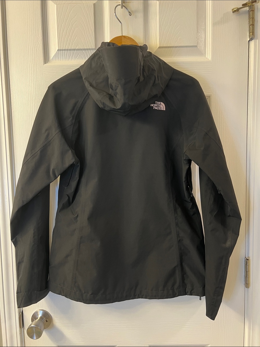 North Face Jacket - Picture 3 of 9